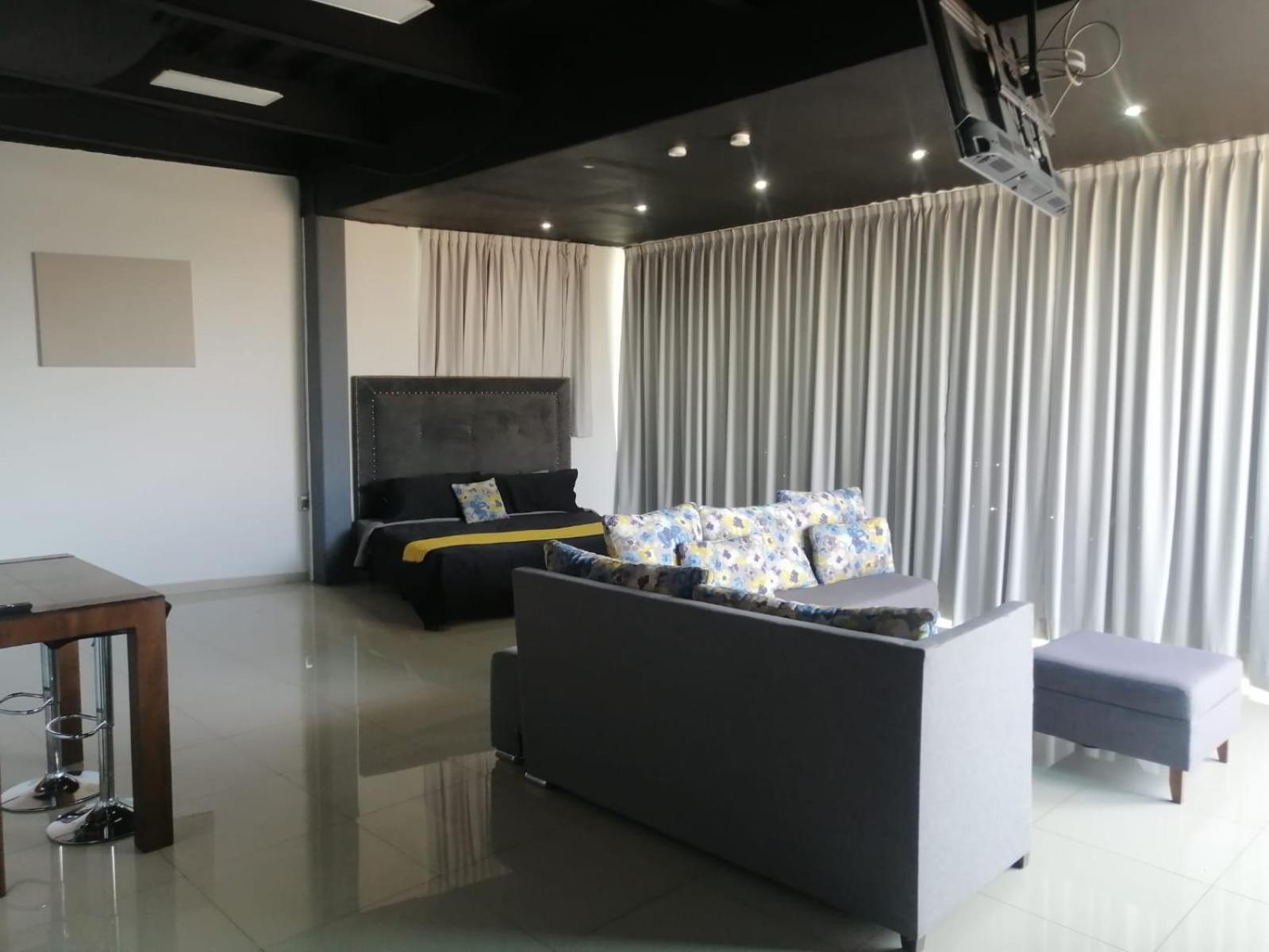 Suites La Gloria Alojamiento Independiente Tepatitlan de Morelos Exterior photo